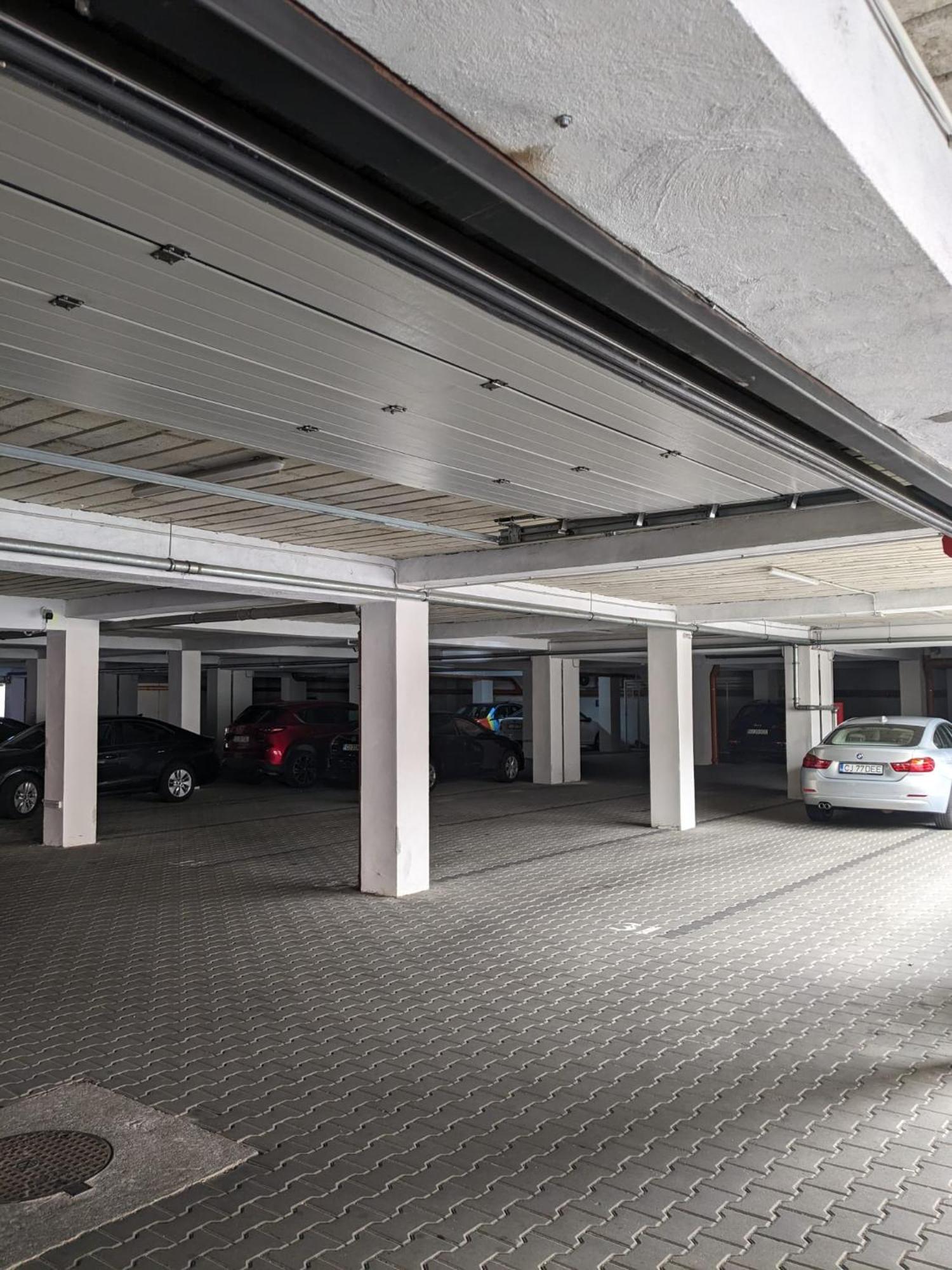 Central Park Apartment Cluj-Napoca Ngoại thất bức ảnh